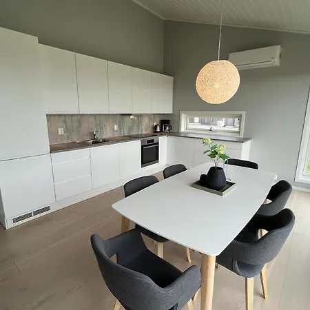 Holiday home Moderne Feriehus I *