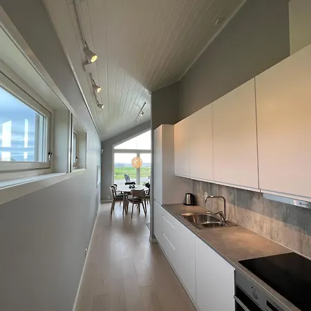 Moderne I Feriehus Bud